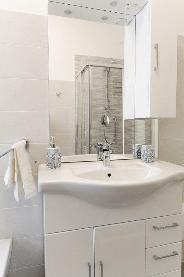 Apartamento Da Olga Desenzano del Garda Exterior foto