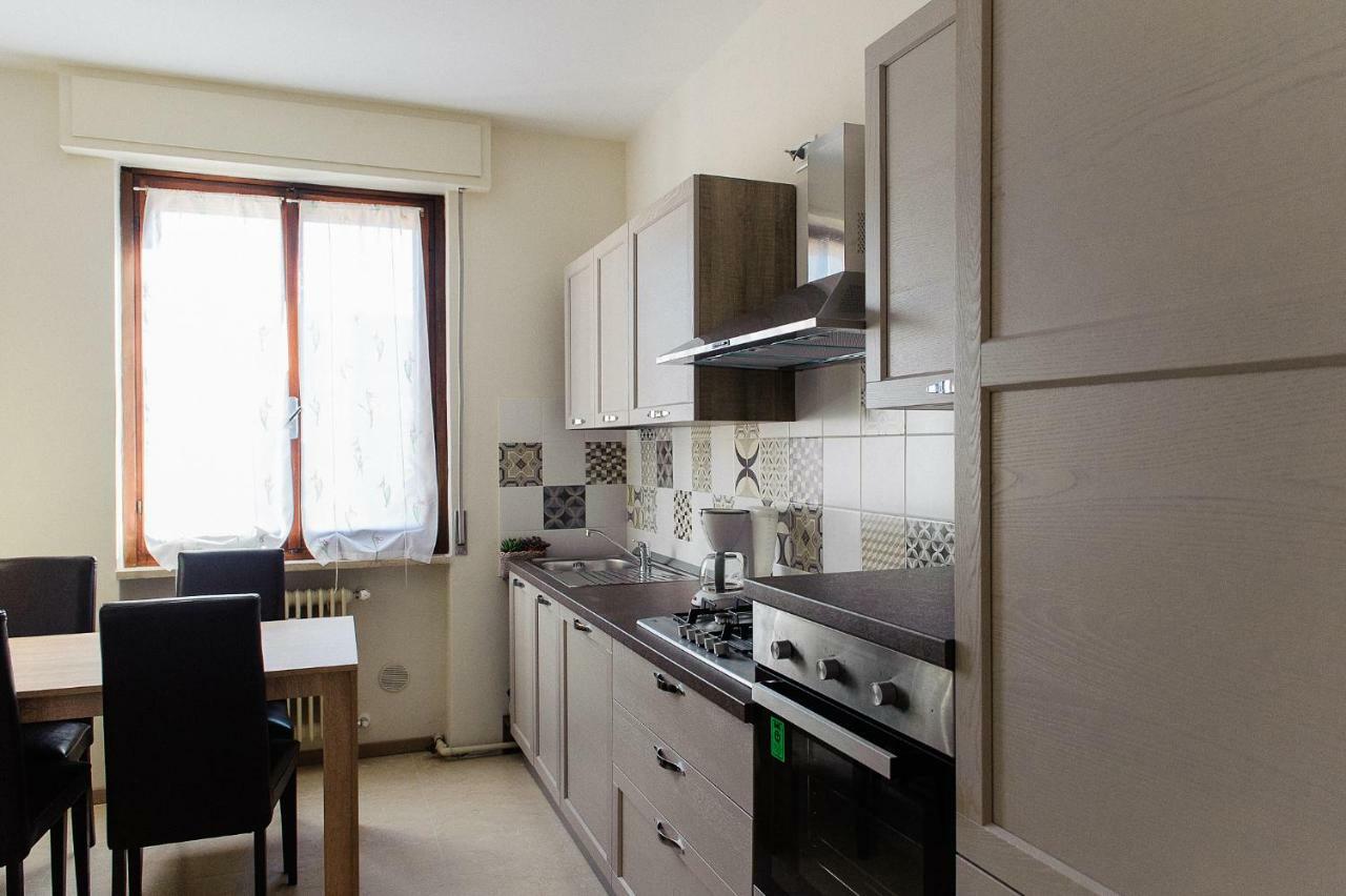 Apartamento Da Olga Desenzano del Garda Exterior foto